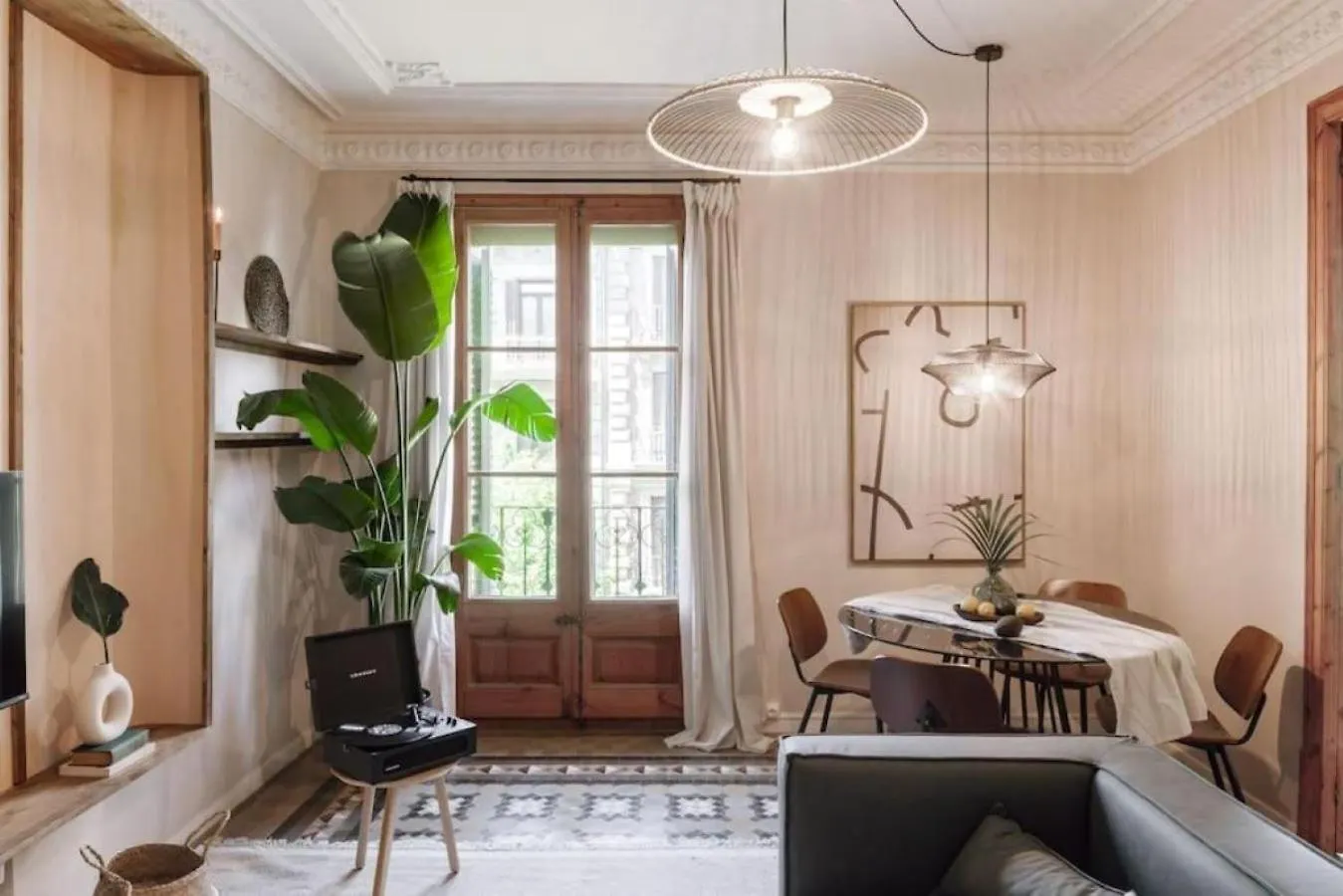 Ulindi - 2 Bedroom With Balcony In Eixample Esquerra Barcelona España